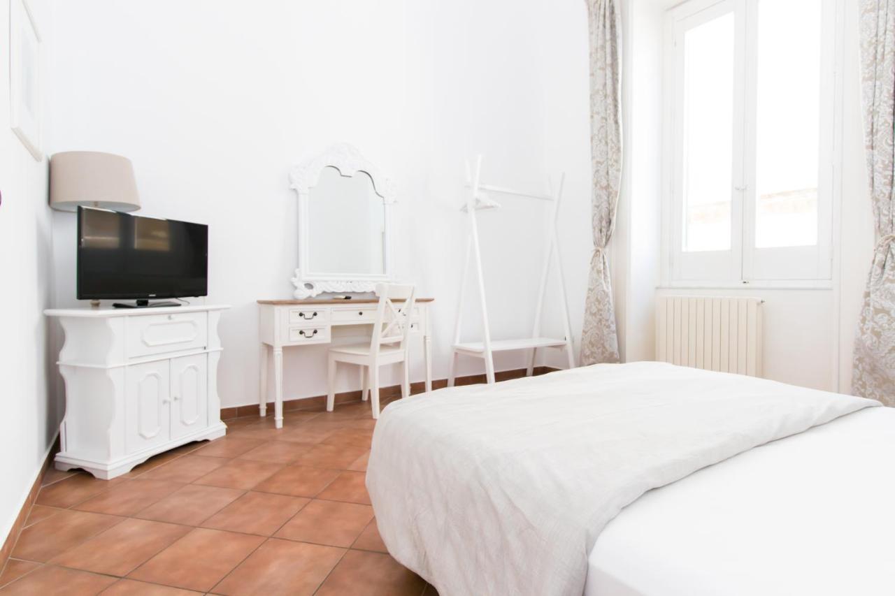 And So Bed & Breakfast Lecce Eksteriør bilde
