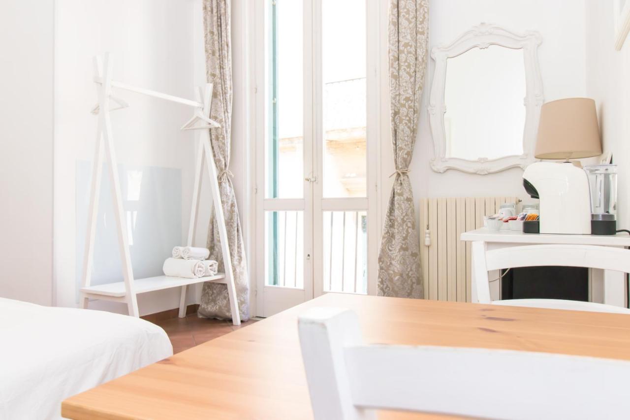 And So Bed & Breakfast Lecce Eksteriør bilde